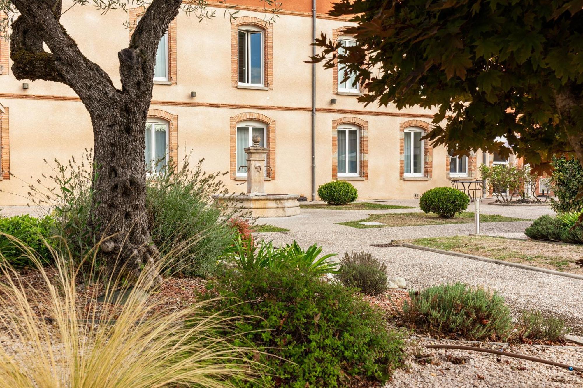 Ibis Styles Toulouse Lavaur Hotel Exterior photo